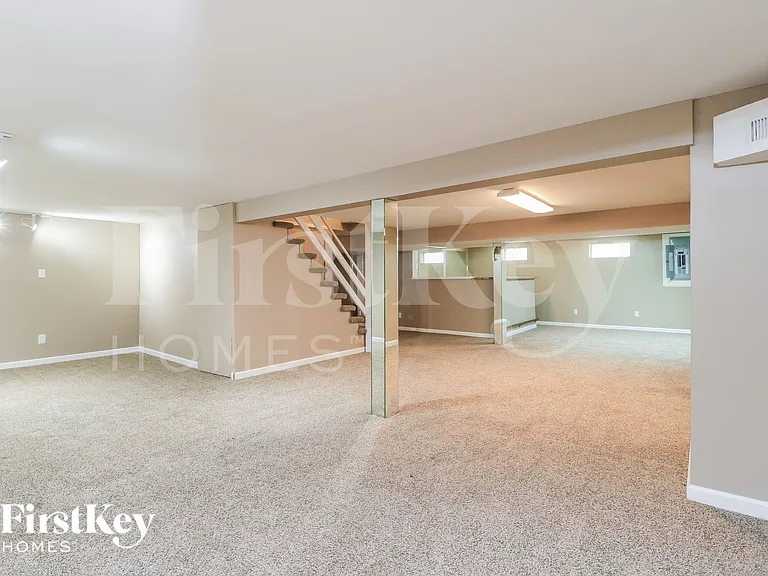3598 Whispering Woods Dr — Photo 8
