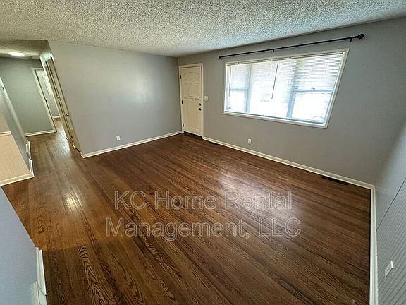 5th image of 8603 Winchester Ave