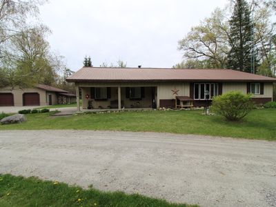 5432 E Michigan Hwy, Roscommon, MI, 48653