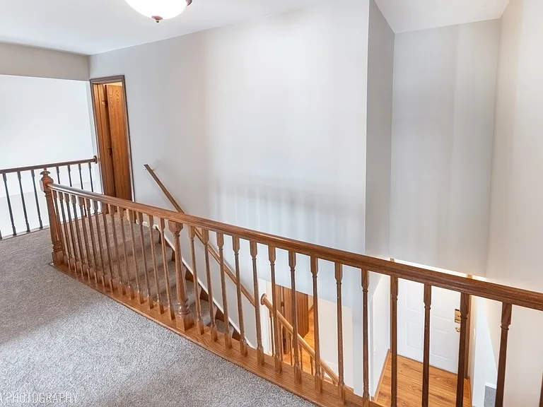 554 Abbeywood Dr — Photo 14
