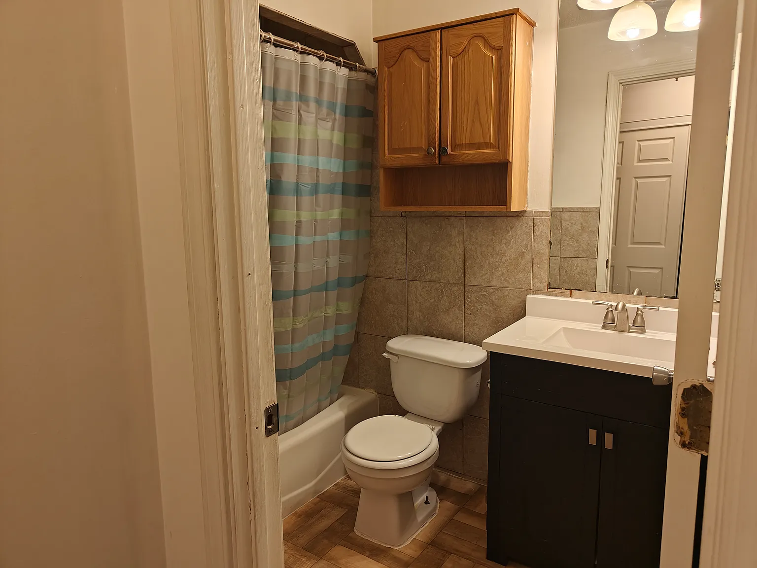 2 bed, 960 sqft, $1,750 — Photo 2
