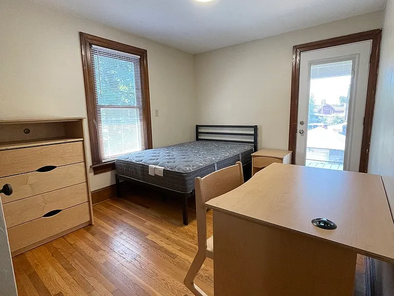 Bedroom 1 (with deck access)