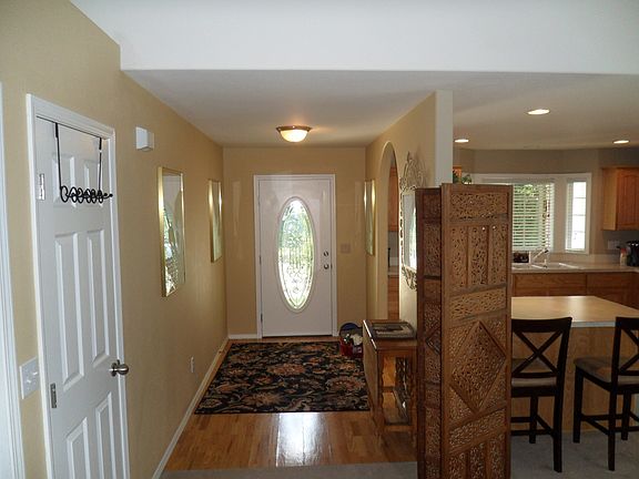 5th image of 10208 NE 10th St