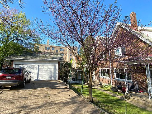 one-car garage! plus space for another!