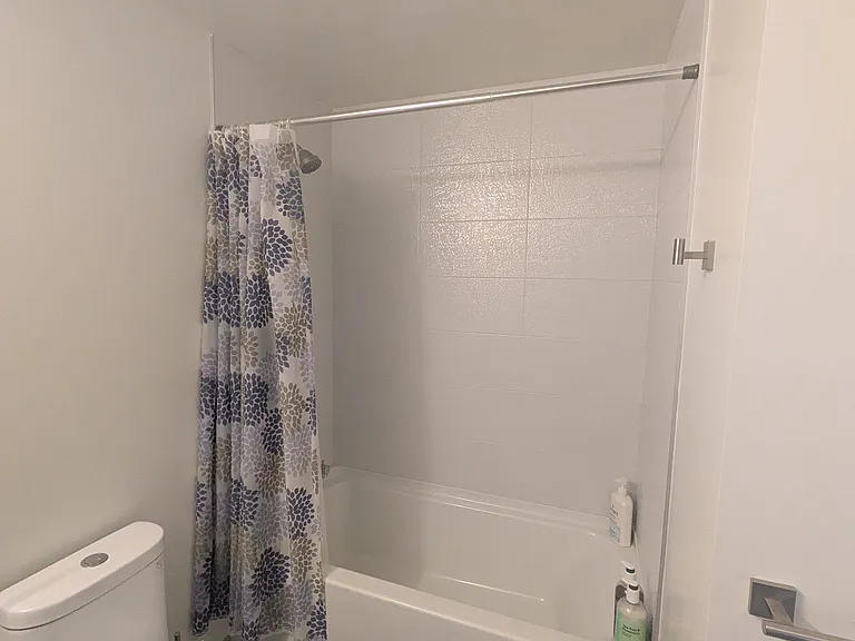 1808 Saint Clair Ave W #1005 — Photo 36