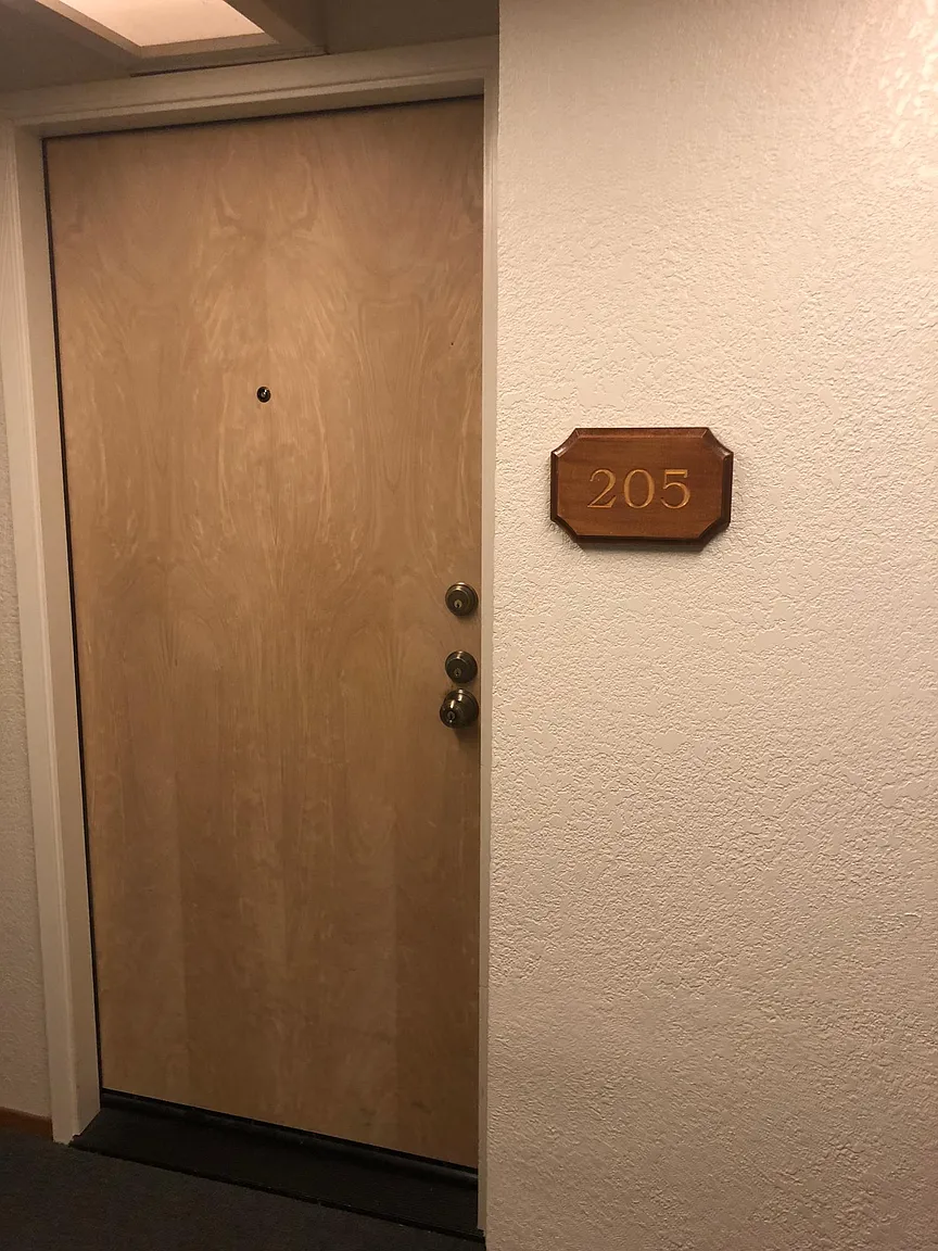 1400 Carpentier St APT 105 photo 1