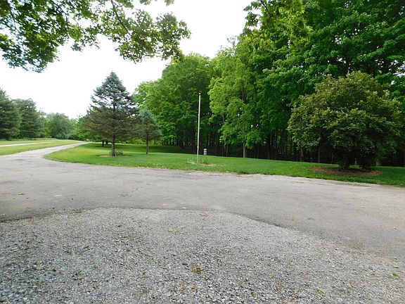 4th image of 10841 New Biddinger Rd
