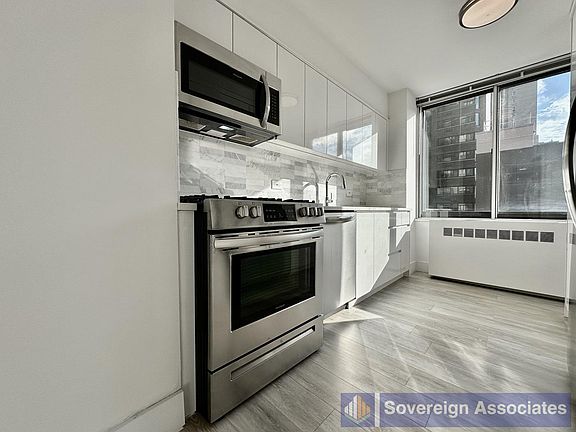 5th image of 1735 York Ave APT 14G