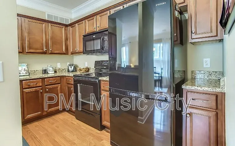 2310 Elliott Ave #612 — Photo 4
