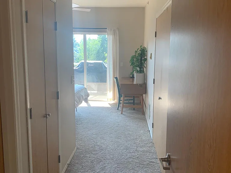500 Darby Dr #302 — Photo 6