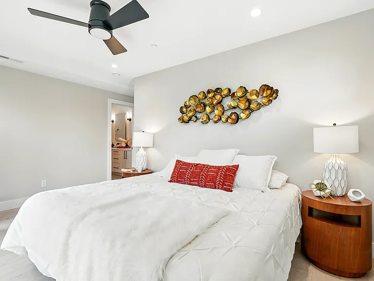 2860 Table Mesa Dr — Photo 26