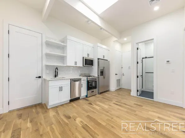 234 24th Street image 1 of 7