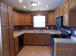 2229 Highland Rd, Midwest City, OK 73110