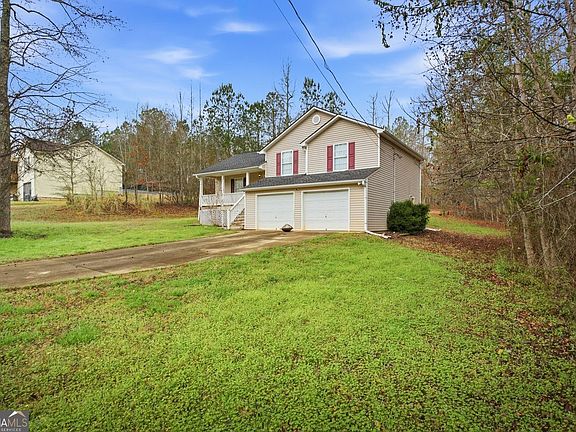 2nd image of 170 Hunters Trce