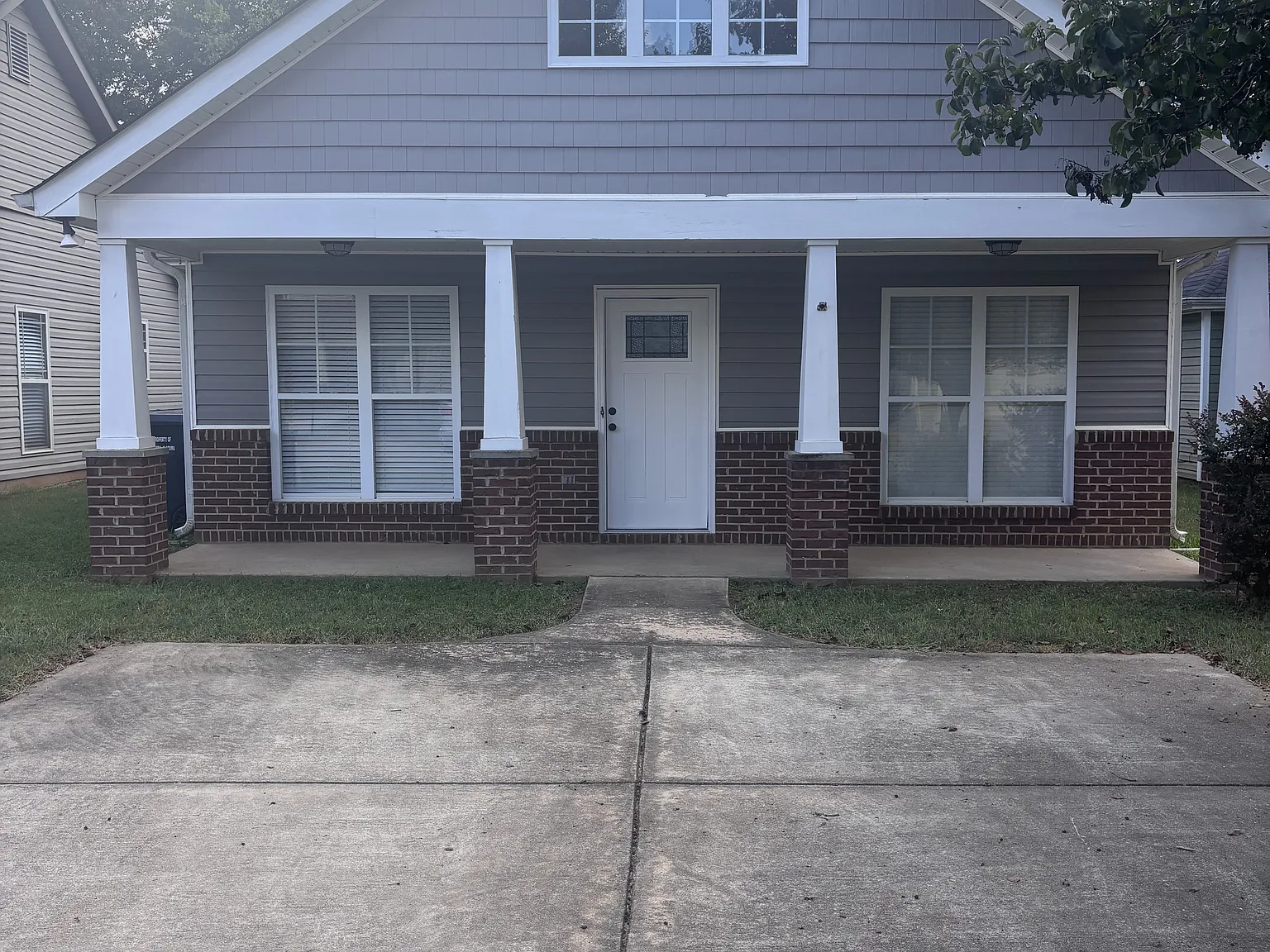 3 bed, 1206 sqft, $1,625 — Photo 1