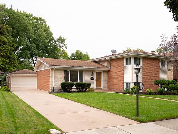 2nd image of 43 Dennis Dr