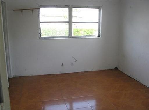 5th image of 5387 Harriet Pl