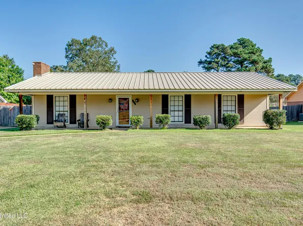 2720 Sycamore Cv N, Pearl, MS 39208