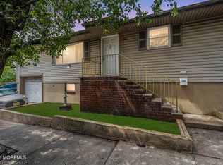 392 Walker St, Fairview, NJ 07022