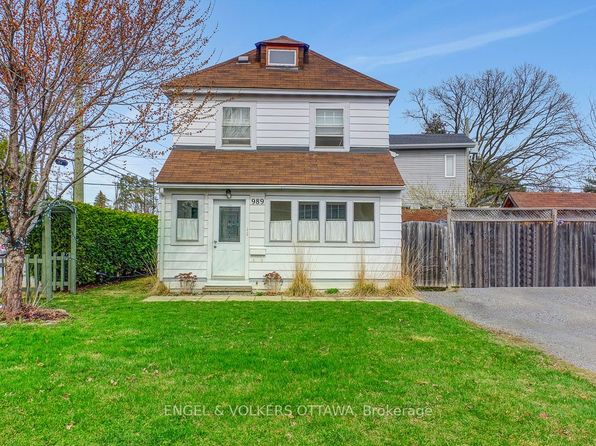 989 Bakervale Dr, Ottawa, ON K1Z 6N7