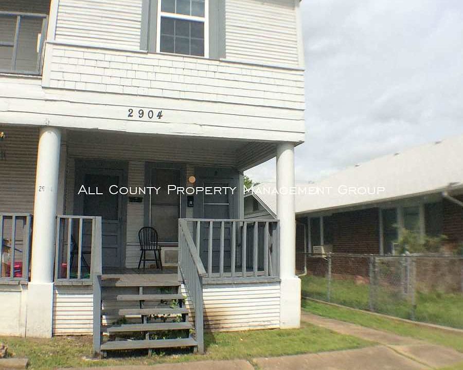 1st image of 2904 S Jennings Ave APT B