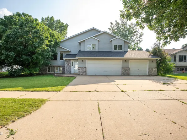 4729 Pintail Loop SE, Mandan, ND 58554