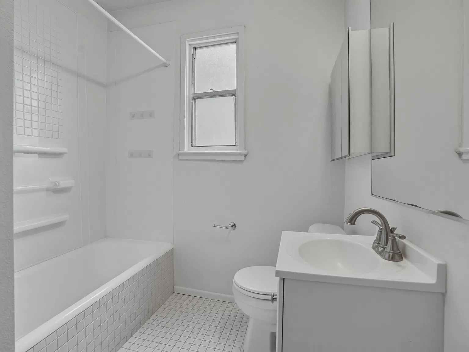 2 bed, 750 sqft, $1,790 — Photo 4