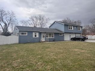 19119 S Saint Lawrence Ave, Glenwood, IL 60425