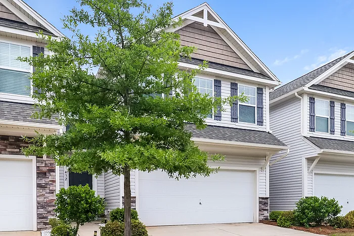 432 Tayberry Ln — Photo 4