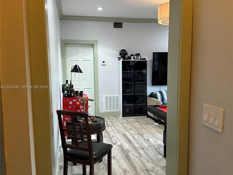 2137 Calais Dr #5 — Photo 16