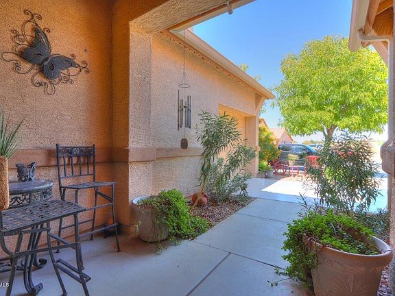 3rd image of 1609 E Prickly Pear Pl
