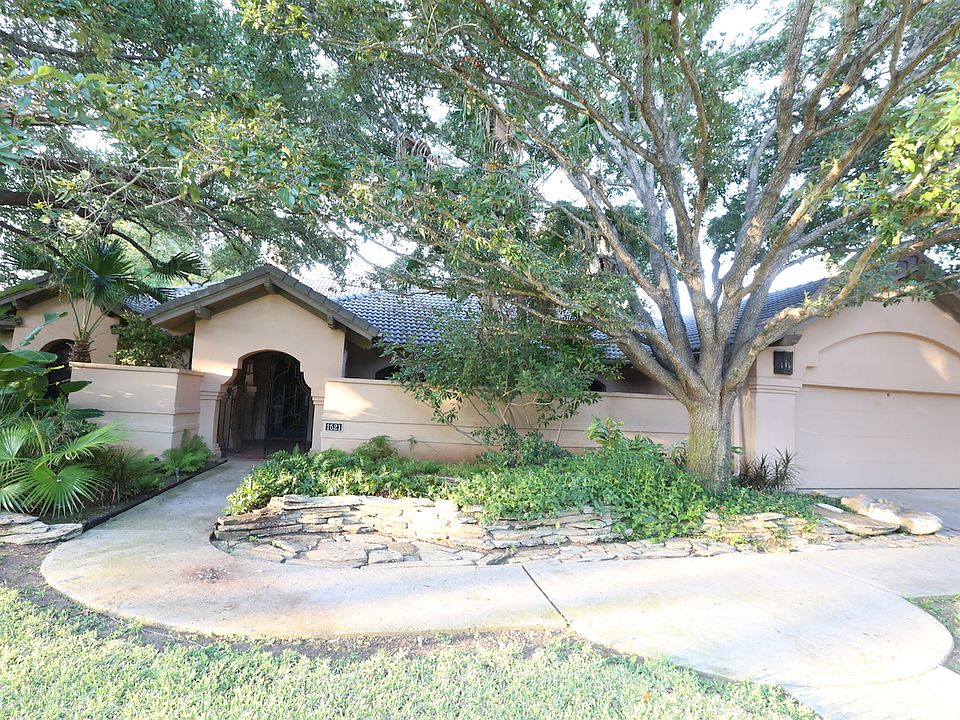 1st image of 1521 Palmer Dr