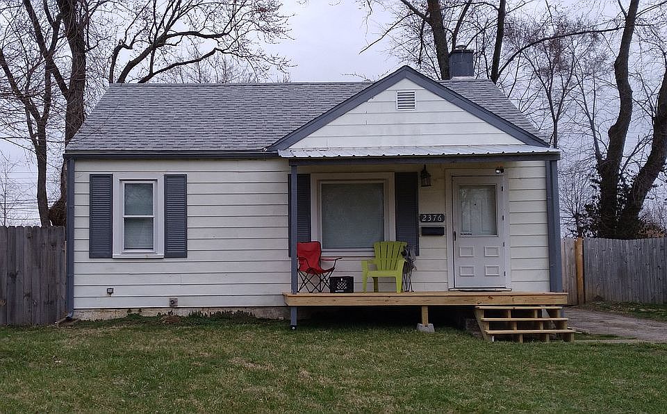 1st image of 2376 Vendome Dr