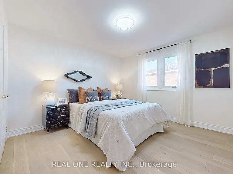 99 Aitken Cir — Photo 33