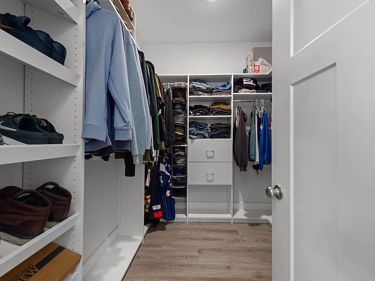 6196 Jenks Dr — Photo 17
