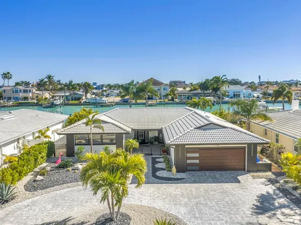 795 Capri Blvd, Treasure Island, FL 33706