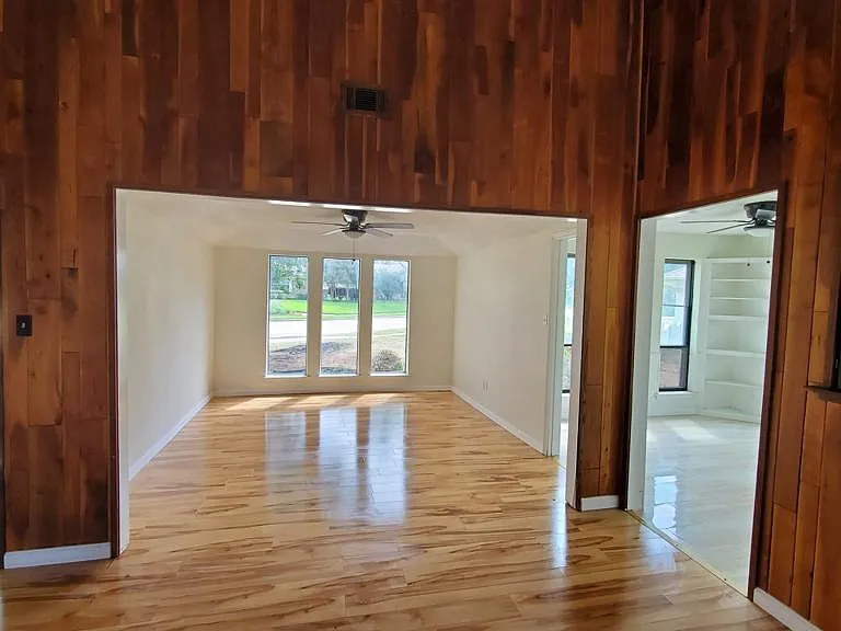 1511 Estates Way — Photo 7