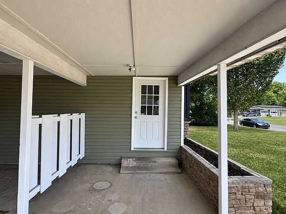 4th image of 1610 S Saint Louis Ave #1