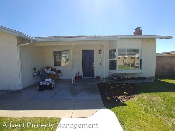 4th image of 9843 Mignonette St
