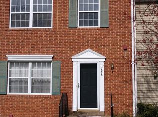 17936 Milroy Dr, Dumfries, VA 22026