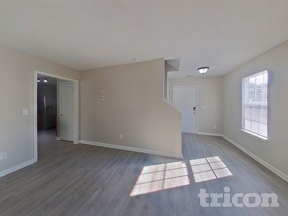 2nd image of 428 Robins Egg Dr