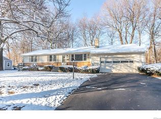 19 Westwood Rd, Trumbull, CT 06611