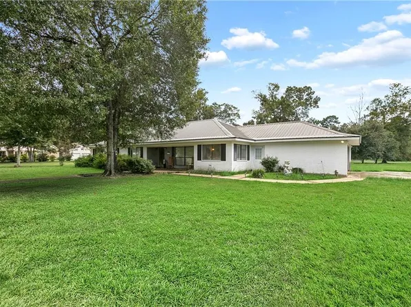 12157 Post Oak Dr, Hammond, LA 70403
