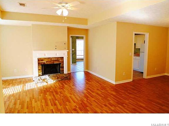 3rd image of 2612 Beard Ct