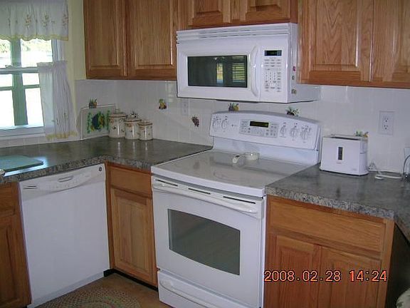 New stove & microwave