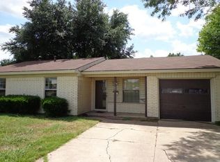 1105 Pioneer Rd, Mesquite, TX 75149