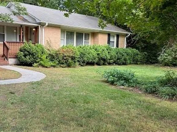 107 Fox Run Dr, Fort Mill, SC 29715