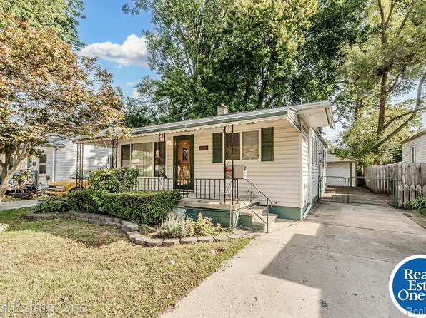 29328 Howard Ave, Madison Heights, MI 48071