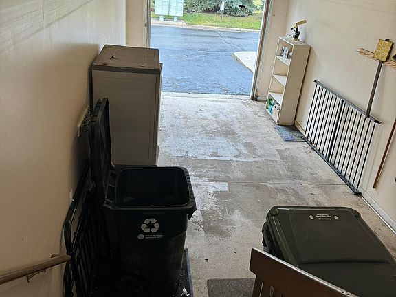2nd image of 3227 Baldwin Woods Dr