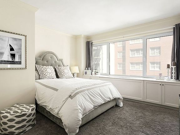 5th image of 35 E 85th St #5FG